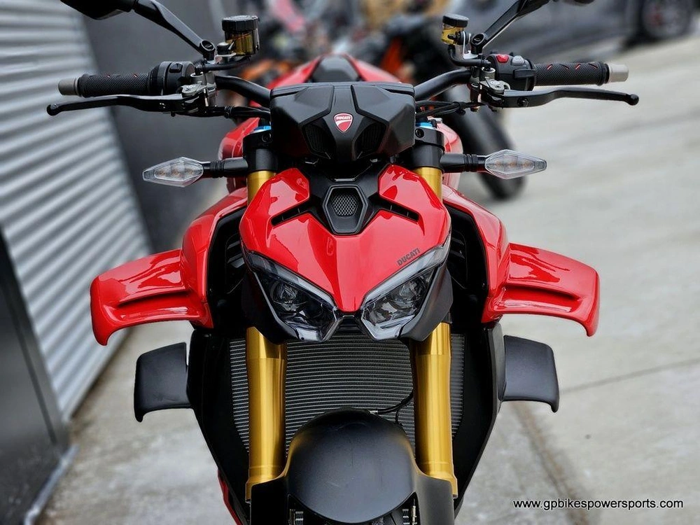 2026 Ducati Streetfighter V4 S