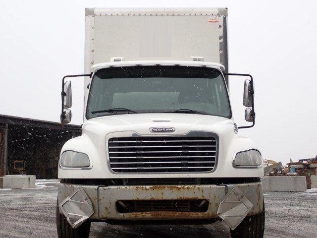 Freightliner M2106 2019