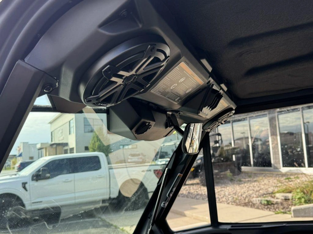 2026 Can-am Defender Limited Hd11