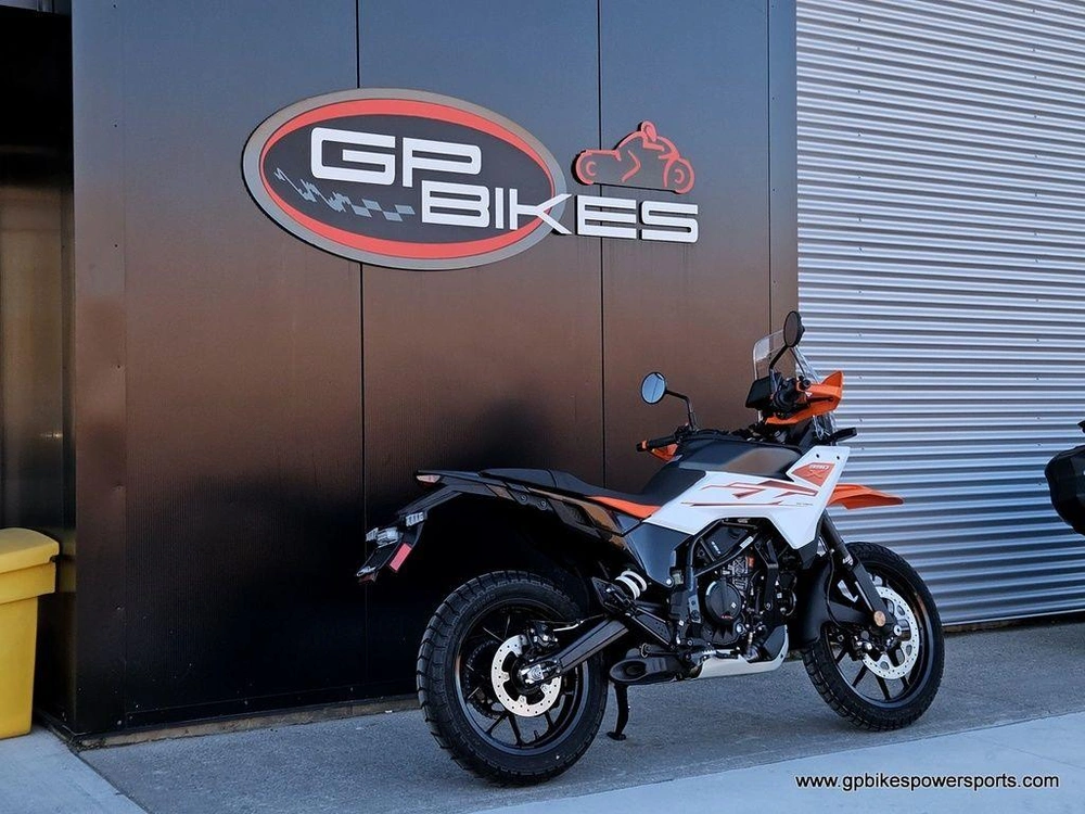 2025 Ktm 390 Adventure X White