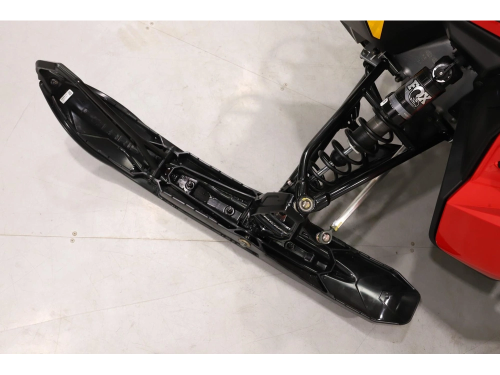 2027 Polaris 850 Sb Xc 146 1.6 alt