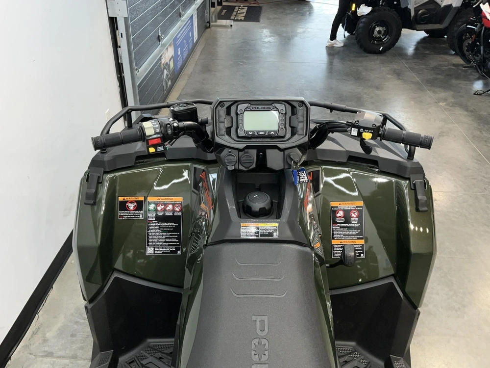 Polaris Sportsman 600 Touring Premium 2027 alt