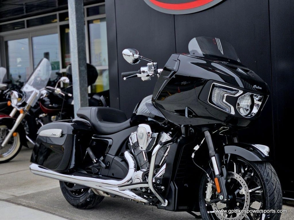 2026 Indian Motorcycle Challenger® Limited Black Metallic