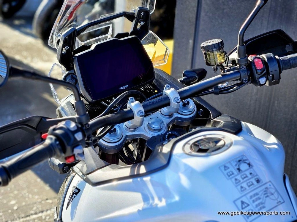 2026 Triumph Tiger 900 Alpine Edition