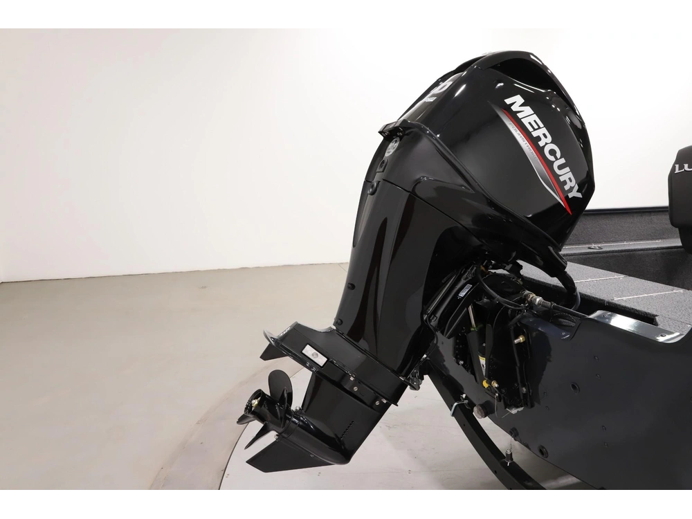 2027 Lund Boat Co 1650 Angler Ss alt
