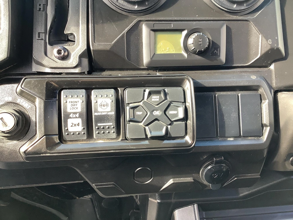2025 Can-am Defender Hd10 Limited Max alt
