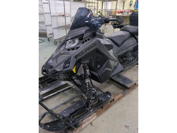 2024 Polaris Prostar S4 Indy Adventure 137 alt