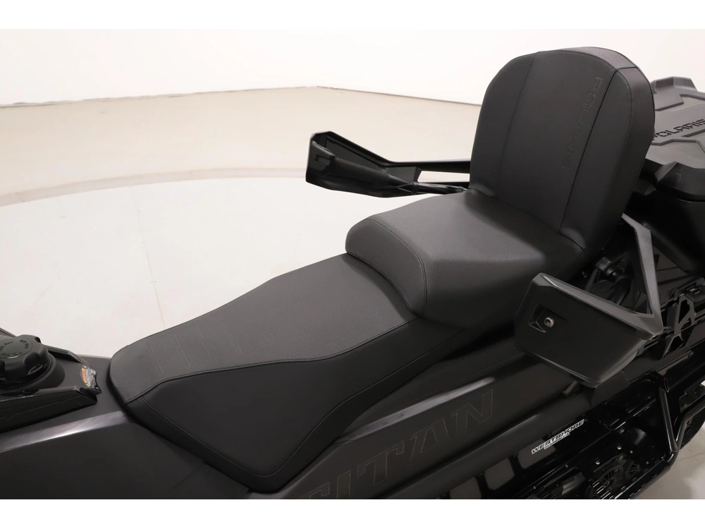 2027 Polaris Prostar Titan Adventure Ultimate 1.55 alt