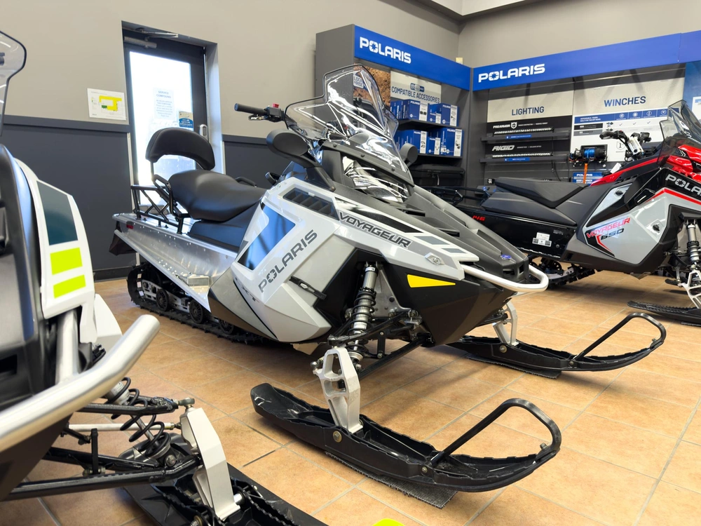 2025 Polaris 550 Voyageur Lxt Es
