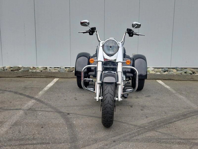 2016 Harley-davidson Trike Flrt - Freewheeler