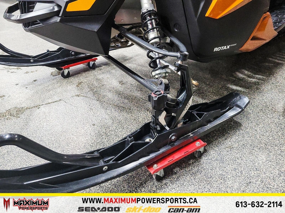 2017 Ski-doo Grand-touring Se 1200