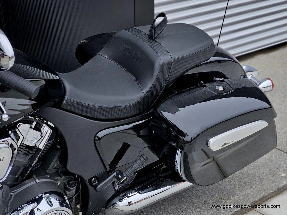 2026 Indian Motorcycle Challenger® Limited Black Metallic