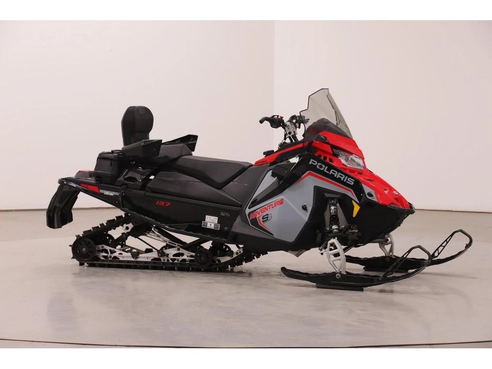 2025 Polaris Prostar S4 Indy Adventure 137 alt