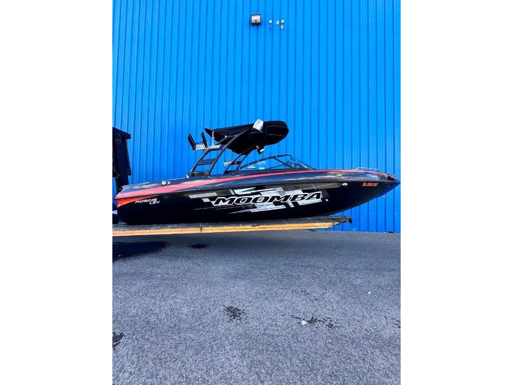 2013 Moomba Lsv