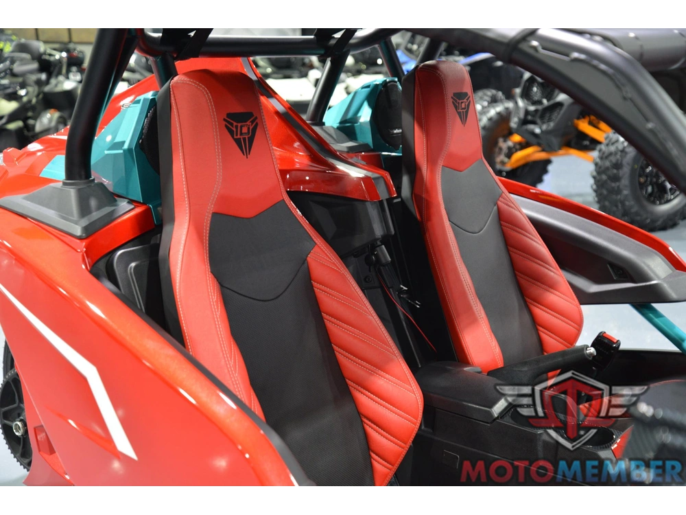 2025 Slingshot 10th Anniversary Autodrive alt
