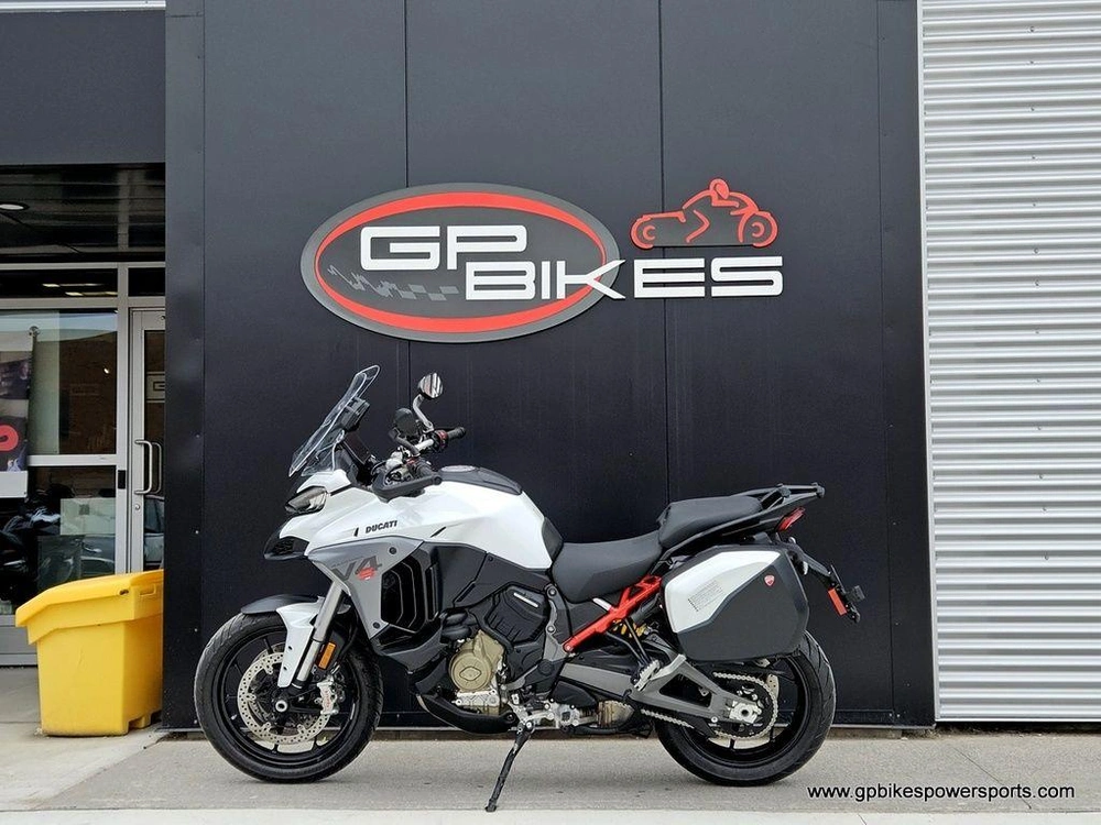 2026 Ducati Multistrada V4 S Travel & Radar Arctic White