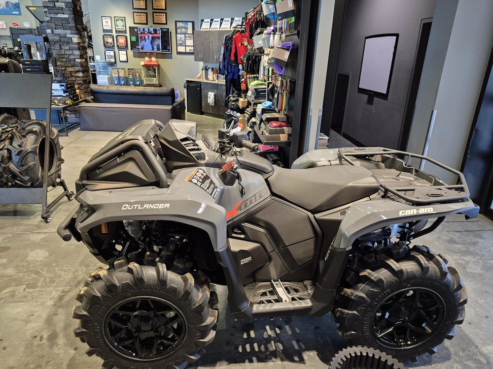 2027 Can-am Outlander Xmr 700 Granite Grey