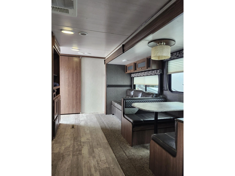 Heartland Rv Pioneer 271 Rb 2018