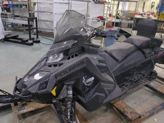 2024 Polaris 650 Indy Adventure 137 alt