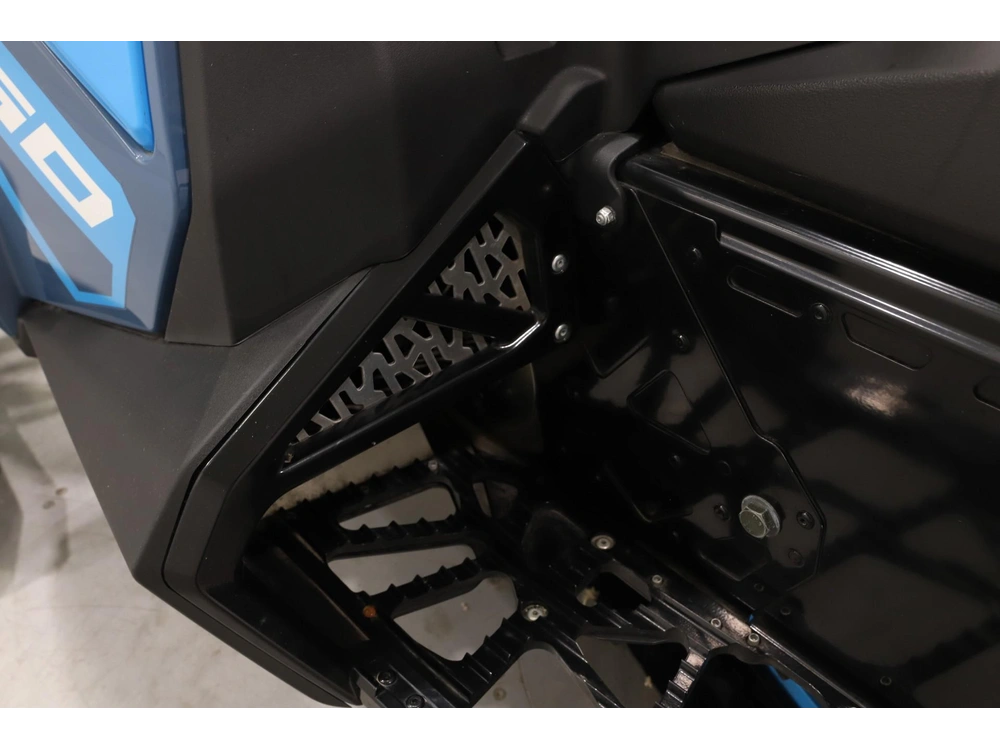 2024 Polaris 650 Indy Adventure 137 alt