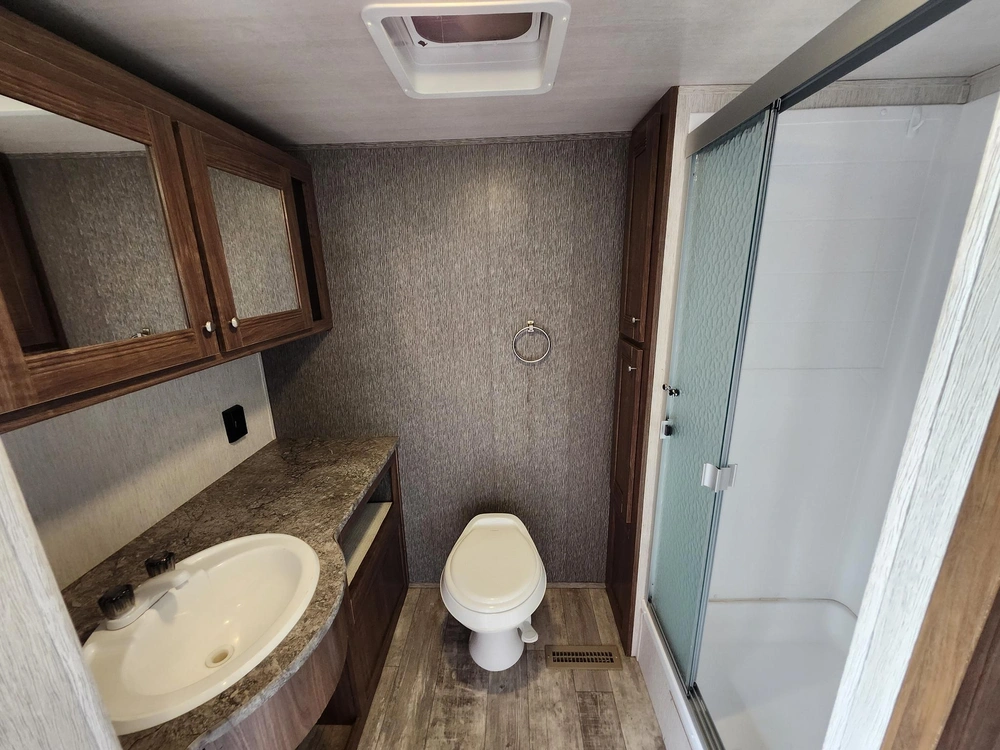 Heartland Rv Pioneer 271 Rb 2018