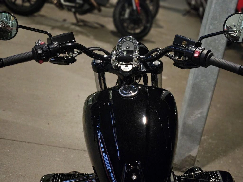 2025 Bmw R 18 Black Storm Metallic Demo