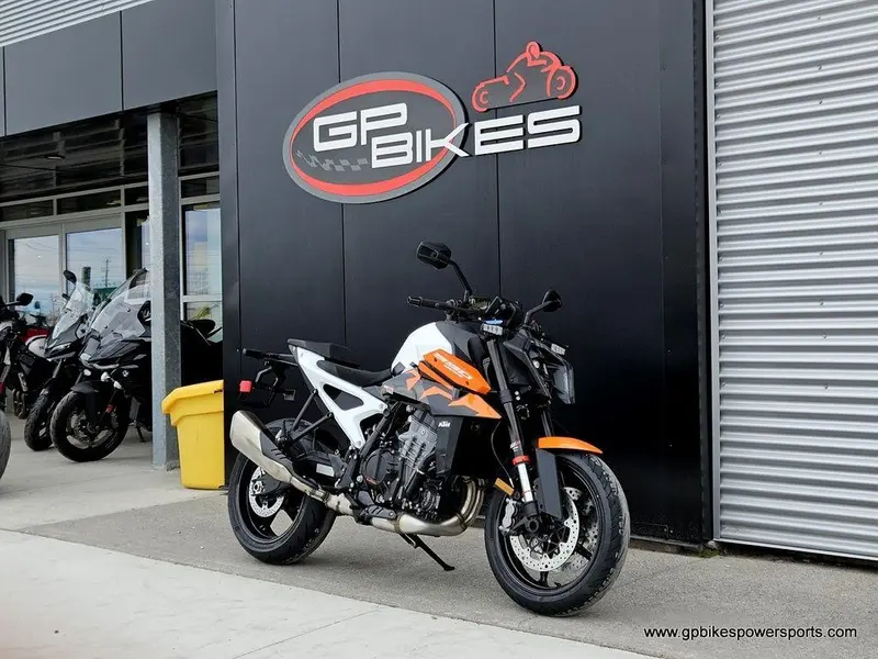 2027 KTM 990 Duke