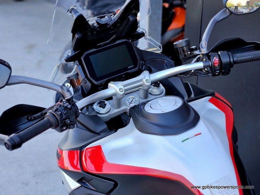 2025 Ducati Multistrada V4 Rally Travel & Radar Spoked Demo