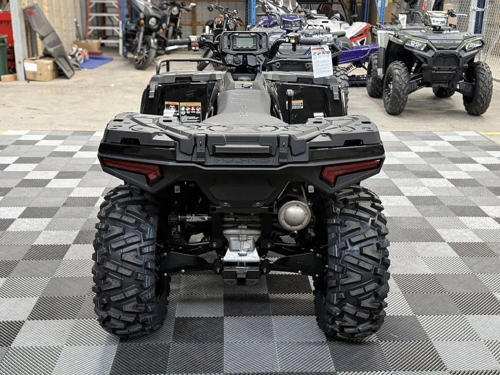 2027 Polaris Sportsman 600 Trail alt