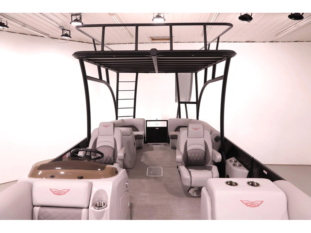2024 Other 26l Stern Radius Top Deck With Slide alt
