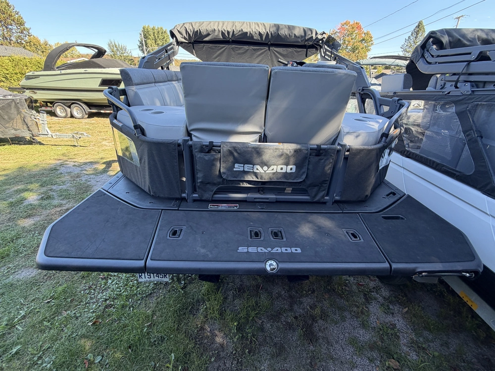 Sea-doo Switch Sport 18' 300hp 2026 alt