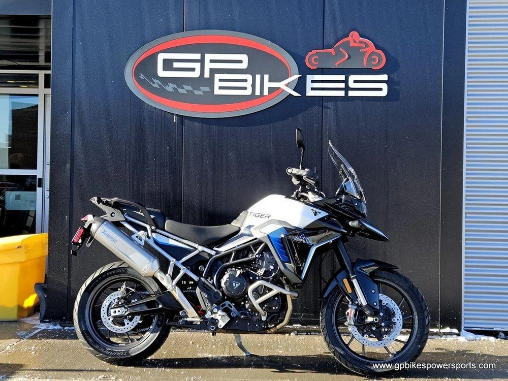 2026 Triumph Tiger 900 Alpine Edition