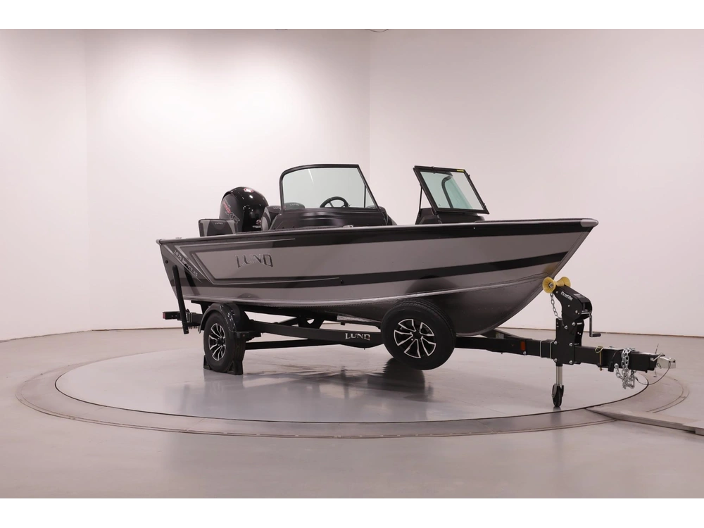 2026 Lund Boat Co 1875 Impact Xs alt
