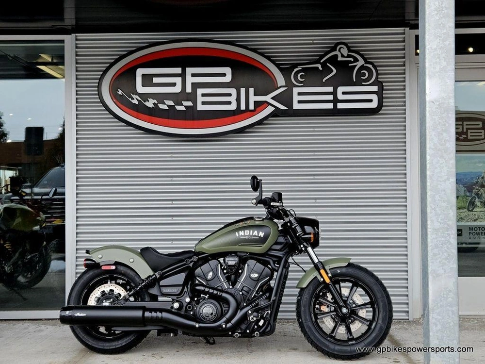 2026 Indian Motorcycle Scout® Bobber Limited +tech Moss Green Smoke