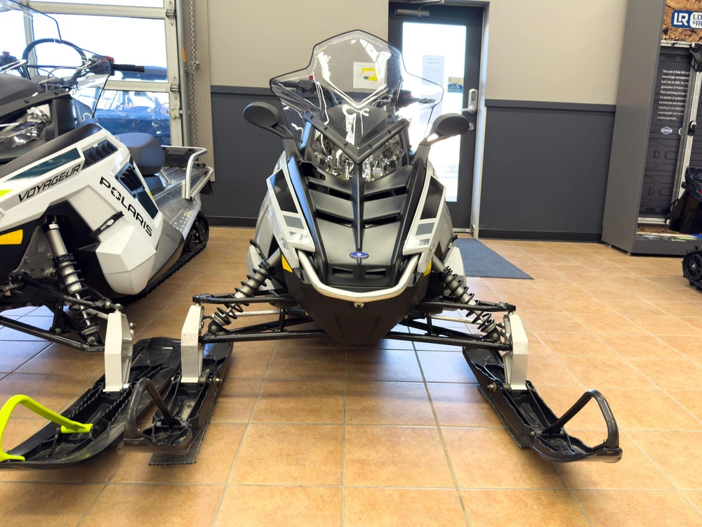 2025 Polaris 550 Voyageur Lxt Es