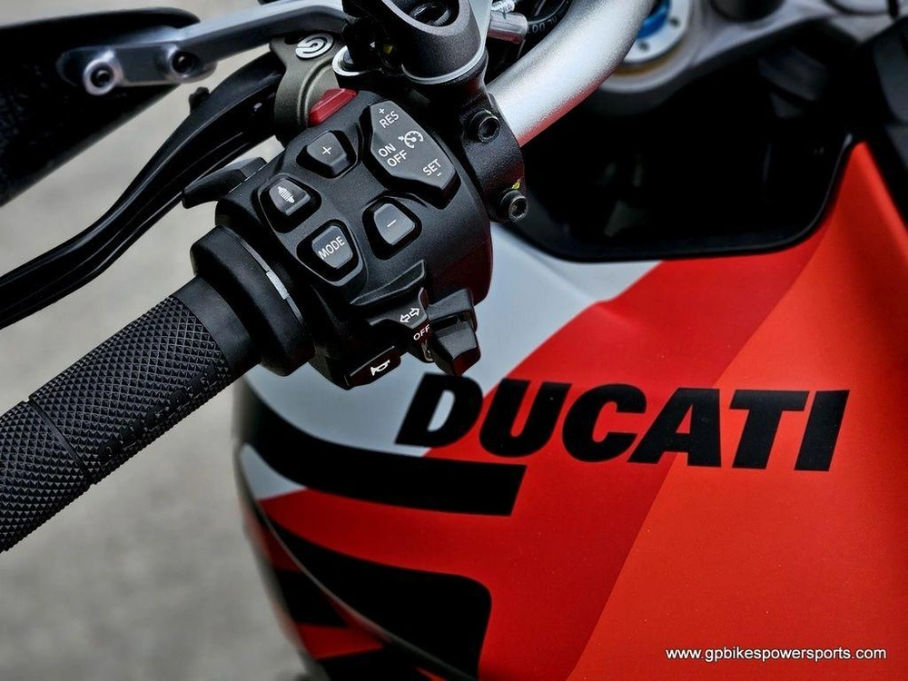 2024 Ducati Multistrada V4 Rs