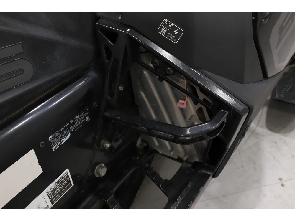 2024 Polaris 850 Rmk Khaos 155 alt