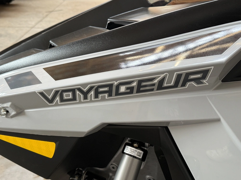 2026 Polaris 550 Voyageur Lxt Es