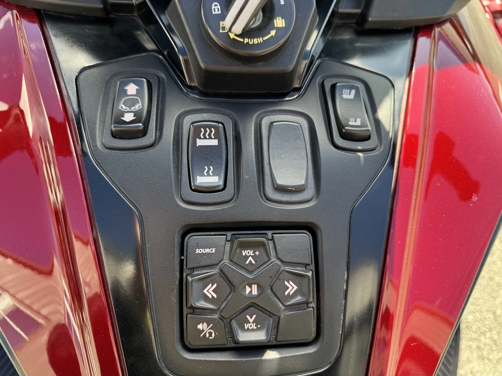 Can-am Rt Limited 2021 alt
