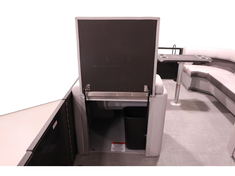 2024 Other 26l Stern Radius Top Deck With Slide alt