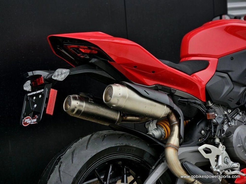 2026 Ducati Panigale V2 S Red