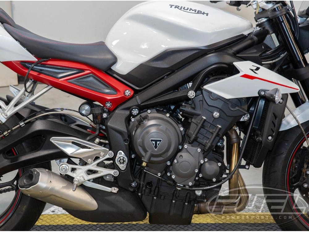 2018 Triumph Street Triple R - Low Crystal White Metallic alt
