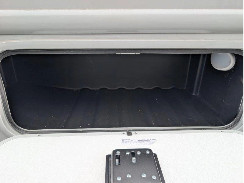 Thor Motor Coach Echelon Lc21 2027 alt