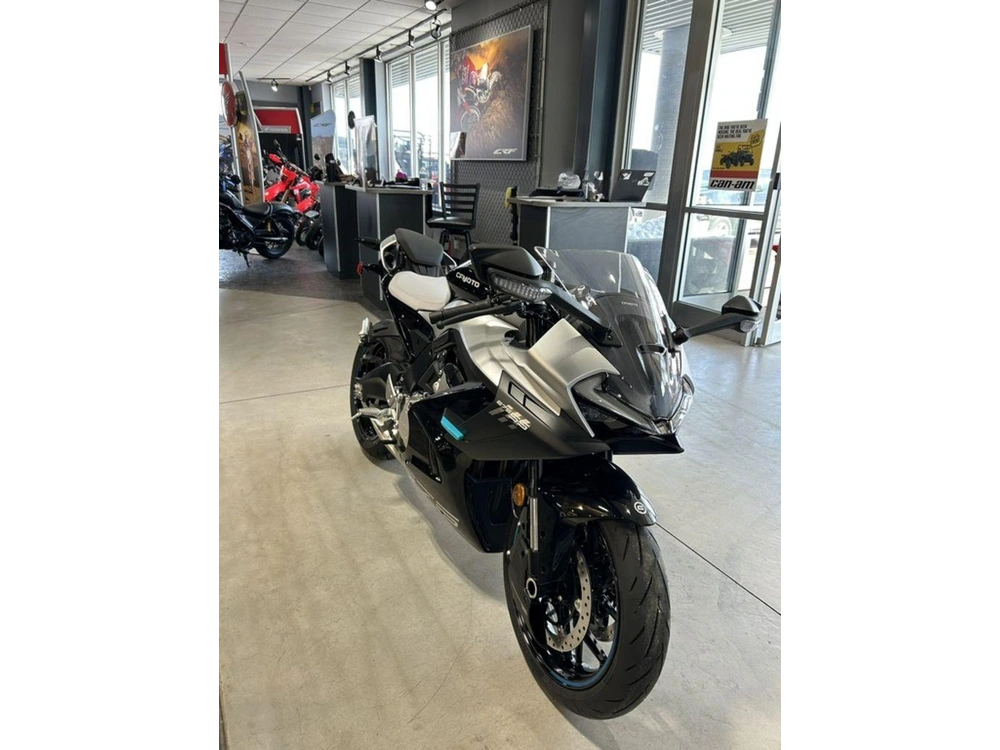 2026 Cfmoto 675ss