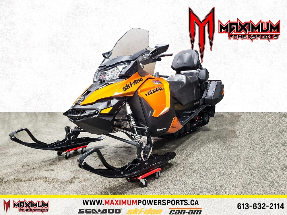2017 Ski-doo Grand-touring Se 1200