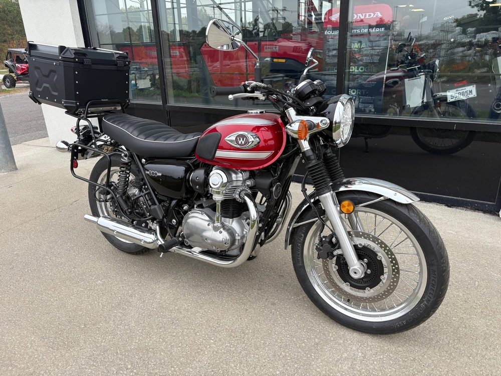 Kawasaki W800 Abs 1400 Km 2022 alt