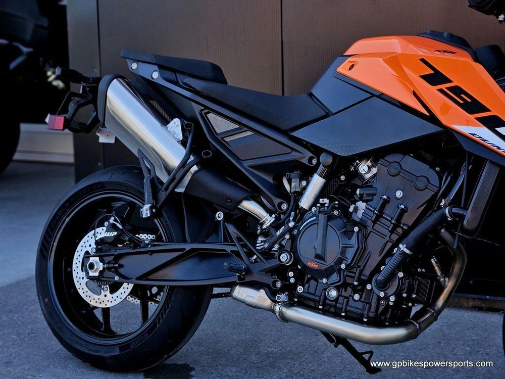 2027 Ktm 790 Duke