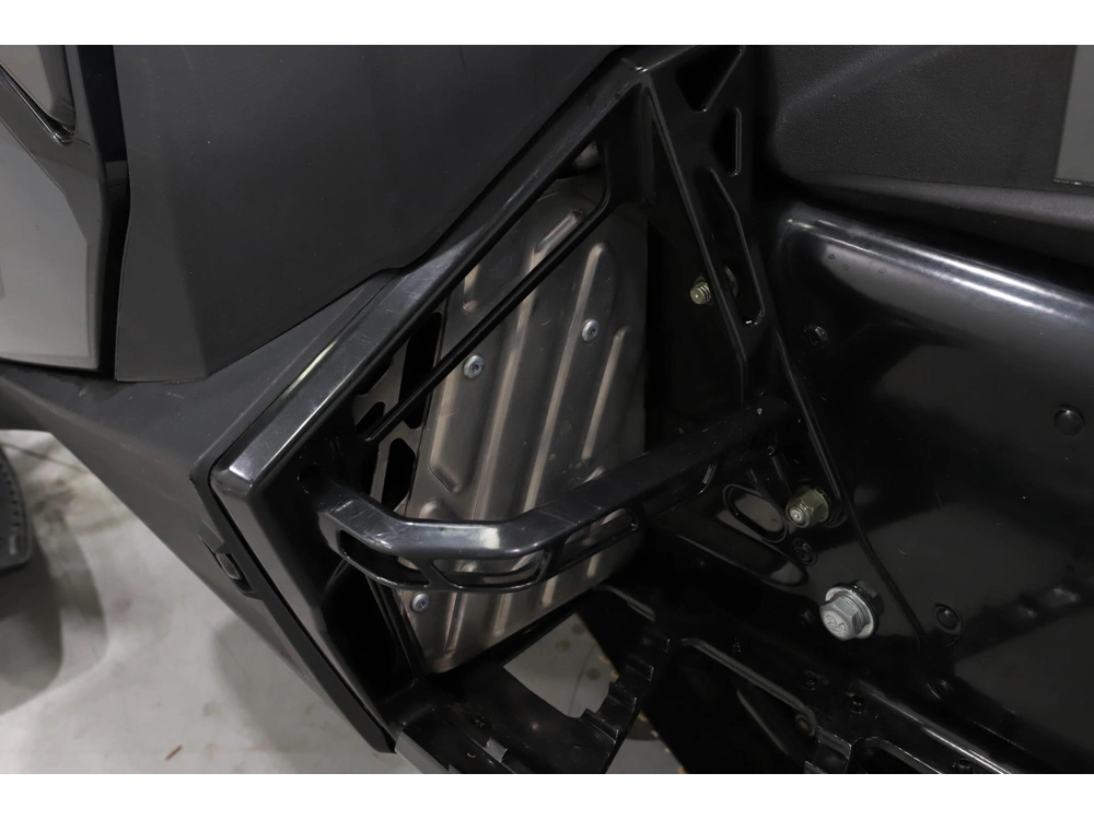 2025 Polaris 850 Rmk Khaos 155 - Only 459 Miles! alt