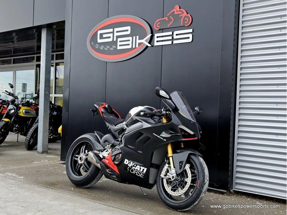 2023 Ducati Panigale V4 Sp2 Winter Test Livery