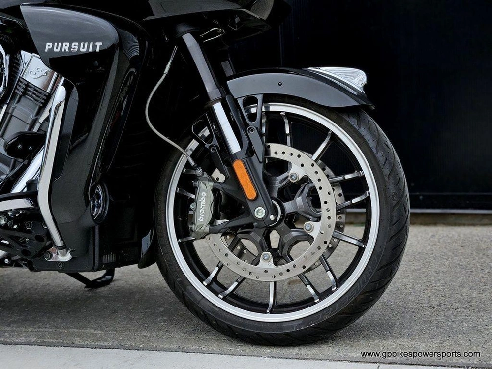 2022 Indian Motorcycle Pursuit Limited With Premium Package Black Metallic